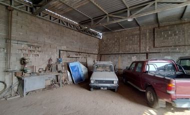 VENTA GALPON CON OFICINA EN BARRIO PARQUE LICEO