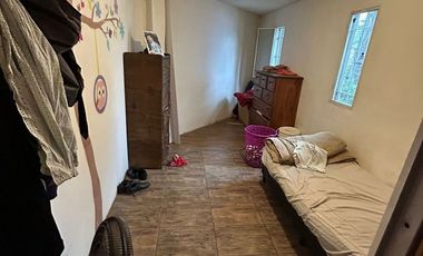 Casa en venta mas local comercial Parque Republica