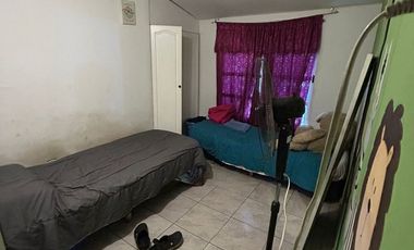 Casa en venta mas local comercial Parque Republica