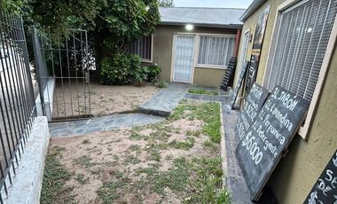 Casa en venta mas local comercial Parque Republica