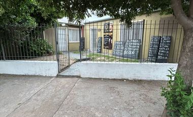 Casa en venta mas local comercial Parque Republica