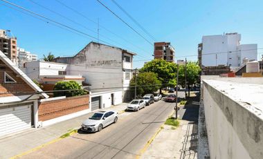 VENTA CASA 4 AMB C/ PATIO Y TERRAZA EN CIUDADELA