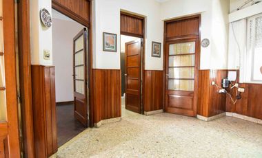 VENTA CASA 4 AMB C/ PATIO Y TERRAZA EN CIUDADELA