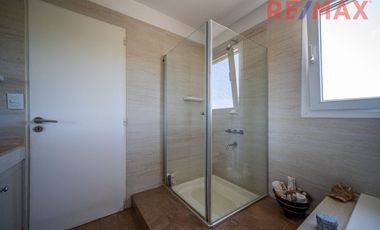 Venta Casa al Agua 6 Ambientes Los Sauces Nordelta