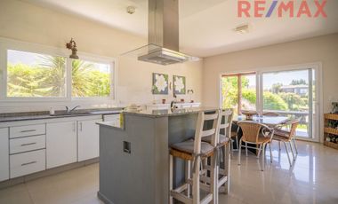 Venta Casa al Agua 6 Ambientes Los Sauces Nordelta