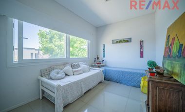 Venta Casa al Agua 6 Ambientes Los Sauces Nordelta