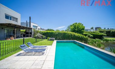 Venta Casa al Agua 6 Ambientes Los Sauces Nordelta