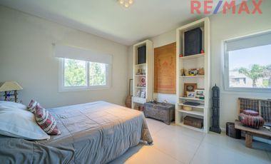 Venta Casa al Agua 6 Ambientes Los Sauces Nordelta