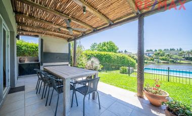 Venta Casa al Agua 6 Ambientes Los Sauces Nordelta