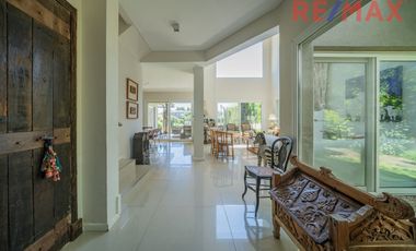 Venta Casa al Agua 6 Ambientes Los Sauces Nordelta