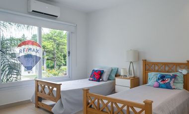 CASA VENTA 5 AMB A LA LAGUNA TERRALAGOS , CANNING