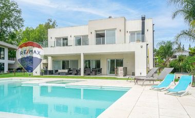 CASA VENTA 5 AMB A LA LAGUNA TERRALAGOS , CANNING