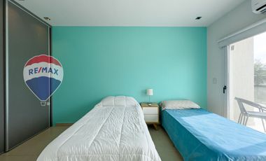 CASA VENTA 5 AMB A LA LAGUNA TERRALAGOS , CANNING