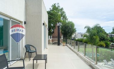 CASA VENTA 5 AMB A LA LAGUNA TERRALAGOS , CANNING