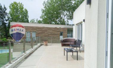 CASA VENTA 5 AMB A LA LAGUNA TERRALAGOS , CANNING