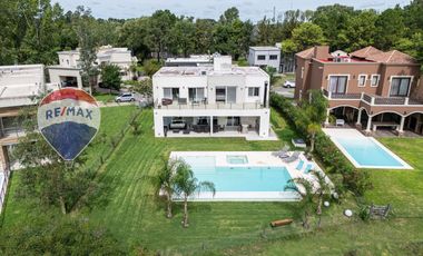 CASA VENTA 5 AMB A LA LAGUNA TERRALAGOS , CANNING