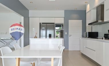 CASA VENTA 5 AMB A LA LAGUNA TERRALAGOS , CANNING