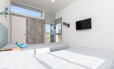 CASA 5 AMBIENTES CON PILETA EN HUDSON