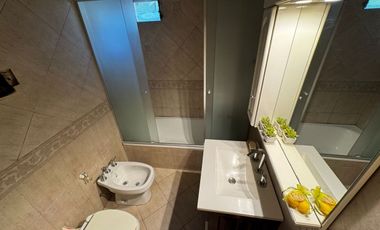 VENTA CASA  5 AMB CON PILETA  REMEDIOS DE ESCALADA