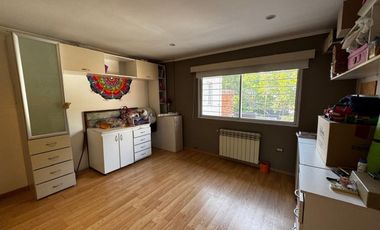 VENTA CASA  5 AMB CON PILETA  REMEDIOS DE ESCALADA