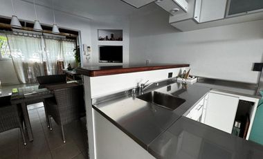 VENTA CASA  5 AMB CON PILETA  REMEDIOS DE ESCALADA