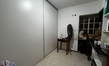 VENTA CASA  5 AMB CON PILETA  REMEDIOS DE ESCALADA