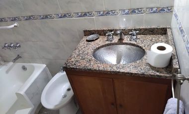 ALQUILER DPTO TRES AMBIENTES IMPECABLE