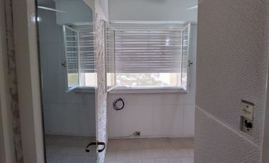 ALQUILER DPTO TRES AMBIENTES IMPECABLE