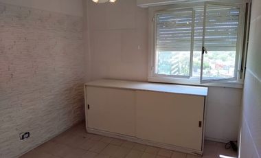 ALQUILER DPTO TRES AMBIENTES IMPECABLE