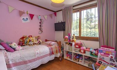 ¡OPORTUNIDAD! ¡BAJÓ DE PRECIO!/Gino Girardi - Casa - Venta