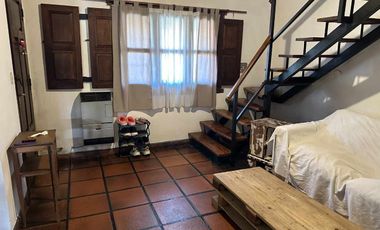 CASA EN ALQUILER EN VILLA ADELINA CON JARDIN