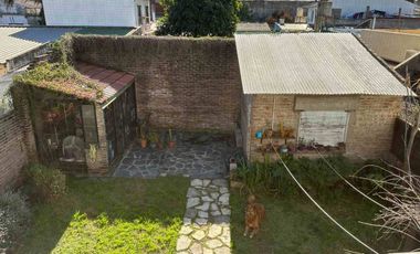 CASA EN ALQUILER EN VILLA ADELINA CON JARDIN