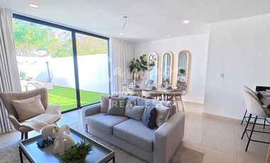 Townhouse de 2 pisos, 2 recamaras en privada en Cholul Yucatan  Escrituracion inmediata