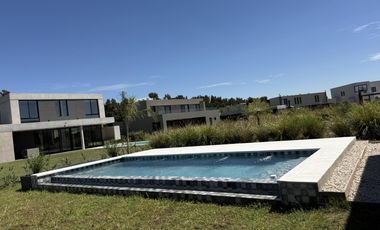 Venta | Casa a Estrenar en La Calesa, Pilara | VCO Propiedades