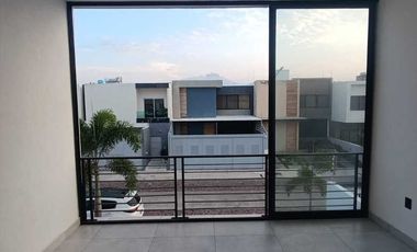 Residencia en Venta Villa de Alvarez (Norte), Colima, Col.