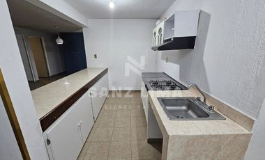 Plaza Alameda: Amplio departamento en segundo piso con 3 recámaras