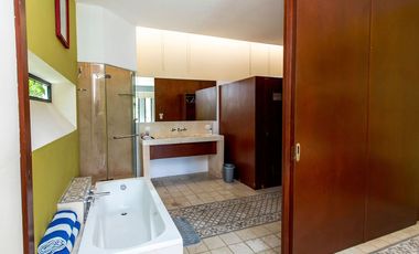 Casa en renta en Mérida Centro amueblada con piscina.