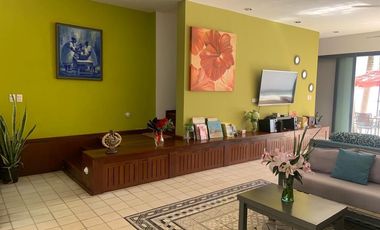 Casa en renta en Mérida Centro amueblada con piscina.