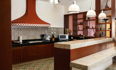 Casa en renta en Mérida Centro amueblada con piscina.