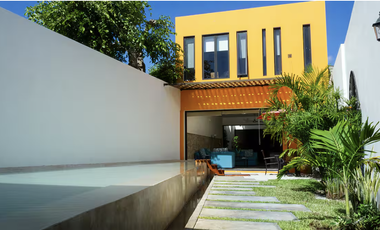 Casa en renta en Mérida Centro amueblada con piscina.