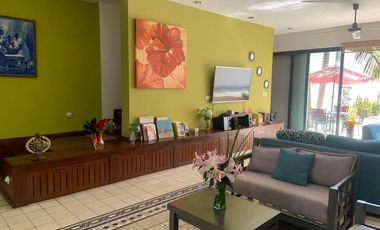 Casa en renta en Mérida Centro amueblada con piscina.