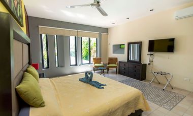 Casa en renta en Mérida Centro amueblada con piscina.