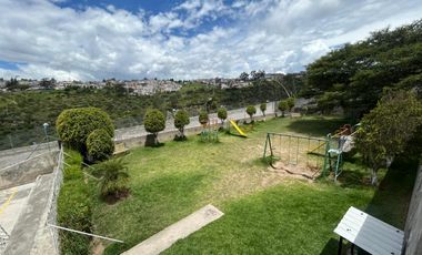 VENTA CASA EN CONJUNTO SIMON BOLIVAR SECTOR ENTRE CARCELEN Y PORTAL SHOPPING