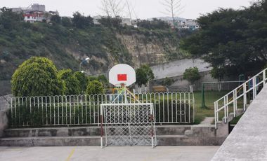 VENTA CASA EN CONJUNTO SIMON BOLIVAR SECTOR ENTRE CARCELEN Y PORTAL SHOPPING