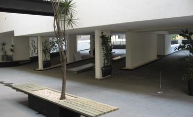 Departamento en renta en Nápoles. Cerca de Insurgentes y parque de la colonia. 2R | 2B | 2E | PB