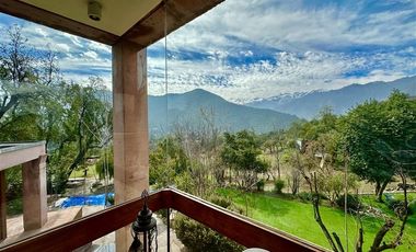 Casa en Venta en El arrayan , Lo Barnechea