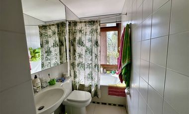 Casa en Venta en El arrayan , Lo Barnechea