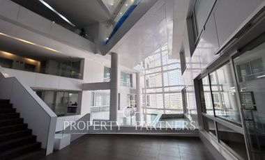 Muy atractiva oficina en Ciudad Empresarial