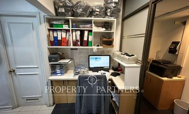 Local comercial en Av. Vitacura.