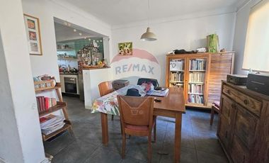 Pasaje cerrado en Barrio Suarez Mujica